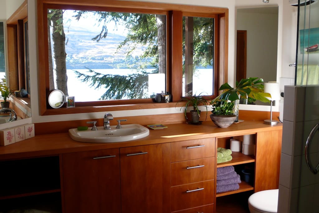 Ensuite