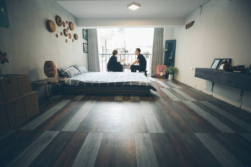 Bedroom in 2nd floor with toilet shared at ground floor. All other bedrooms have their own toilet in the same floor, so you don't likely have to share your toilet with others.
