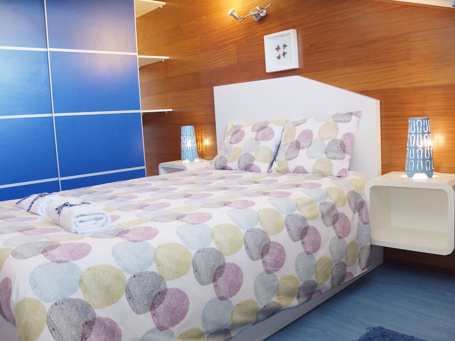 Double bed