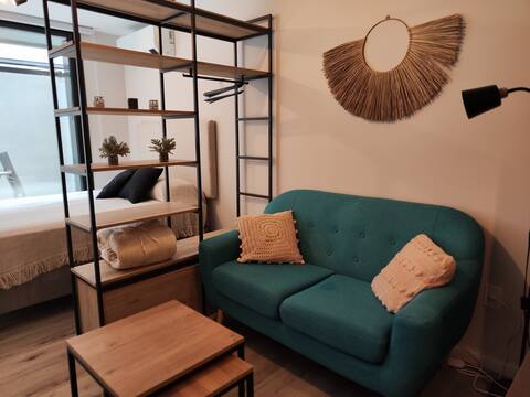 Top performing Airbnb: Modern apartment-Pool- Close to Rambla and WTC in Buceo