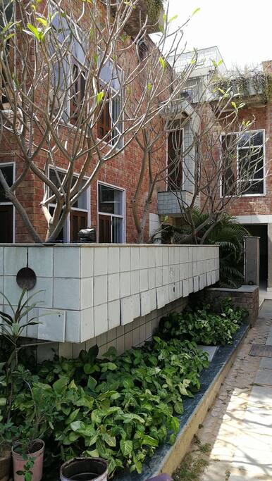 External architecture