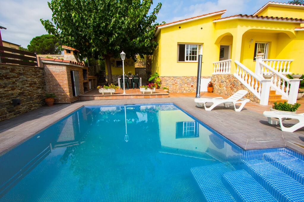 Villa reflection in the private pool