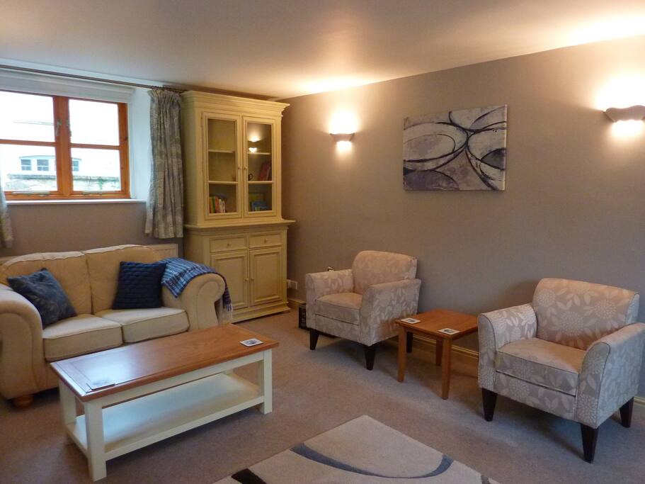 Sitting room.