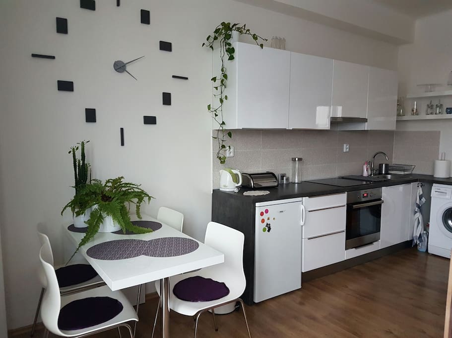 Kitchen with dining table