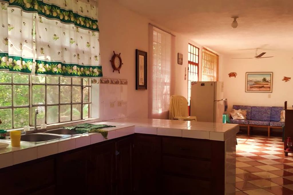 Cocina, comedor y sala