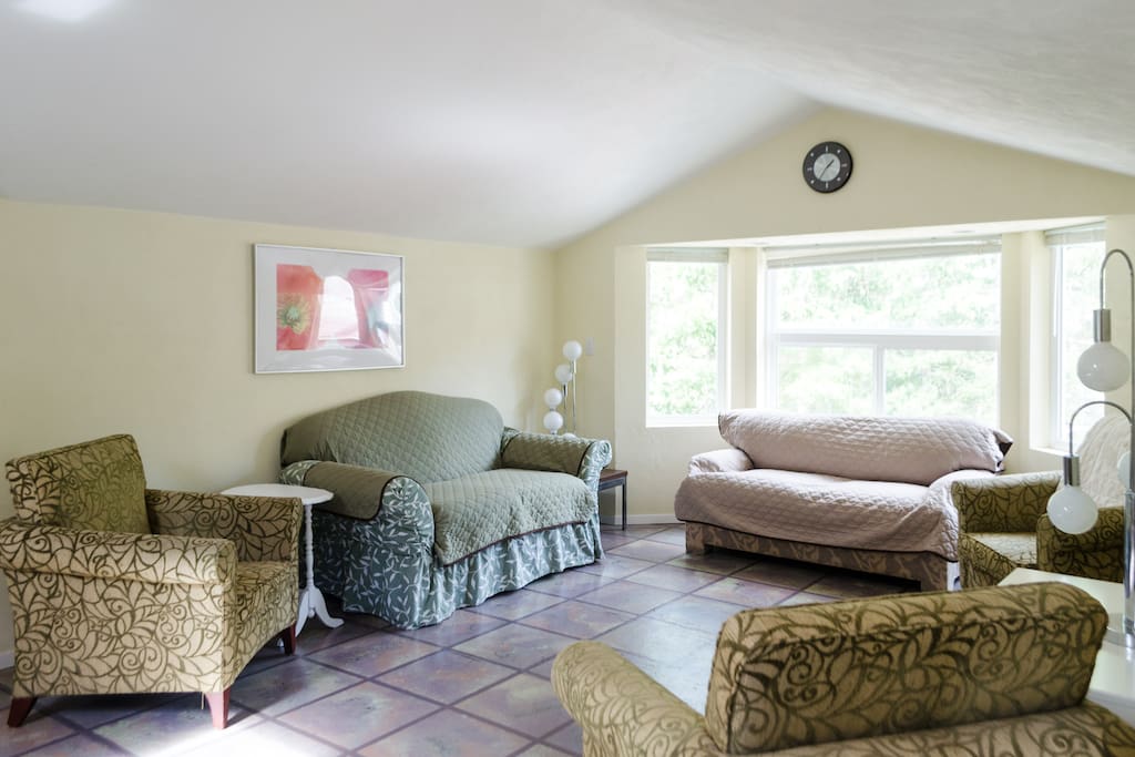 Great space for everyone to enjoy long conversations about the days adventures, makes for a good meeting space and room to dance... This space will also be rearranged for the rollout twin bed and a queen classic two zone select comfort/sleep number type bed.