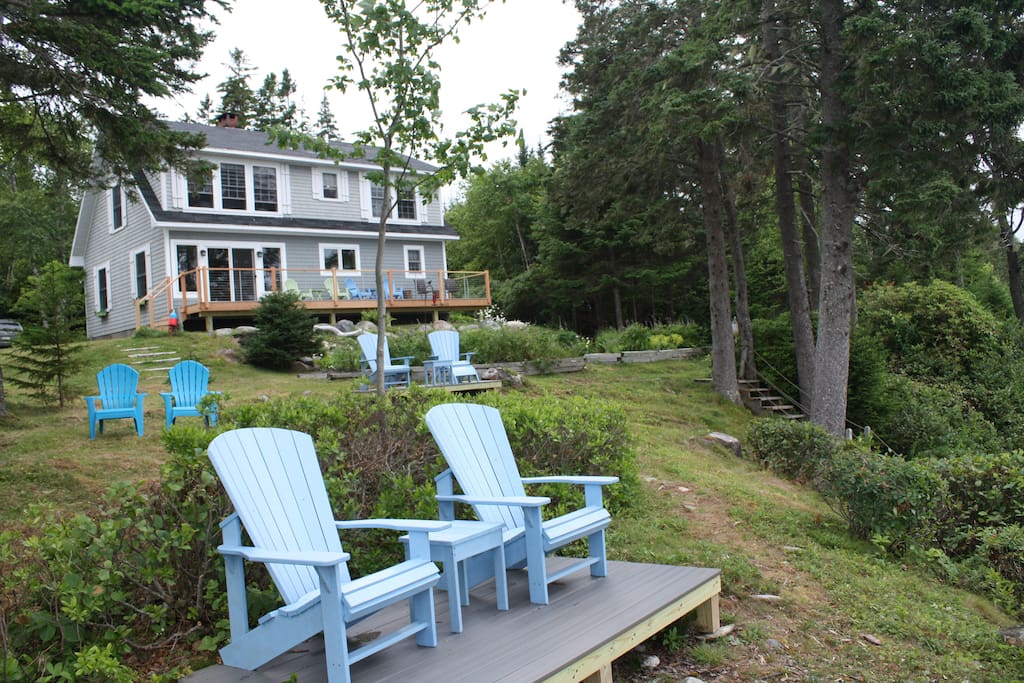 Experience the Atlantic Ocean and rocky Maine coast from three decks.