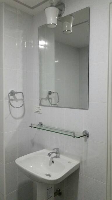 Modern bath room