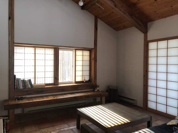 Little Minka - Japanese House In The Woods - Kerhonkson, NY
