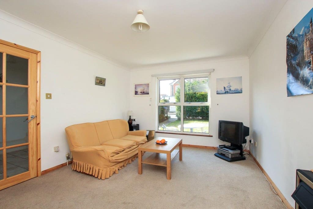 Use of living room permitted