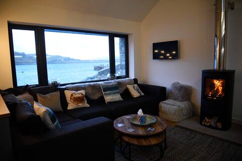Lodge on the Loch