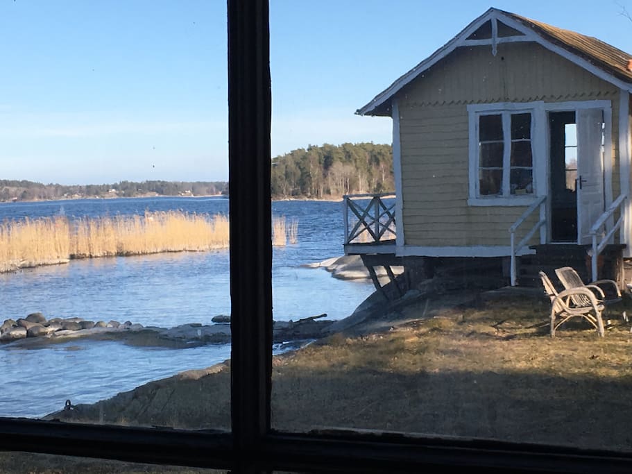 Cottage on the water - picture taken from inside the Sauna.