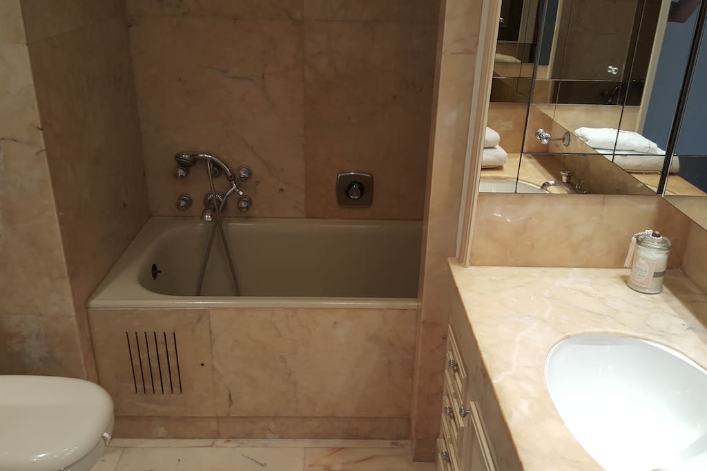 Salle de bain 1