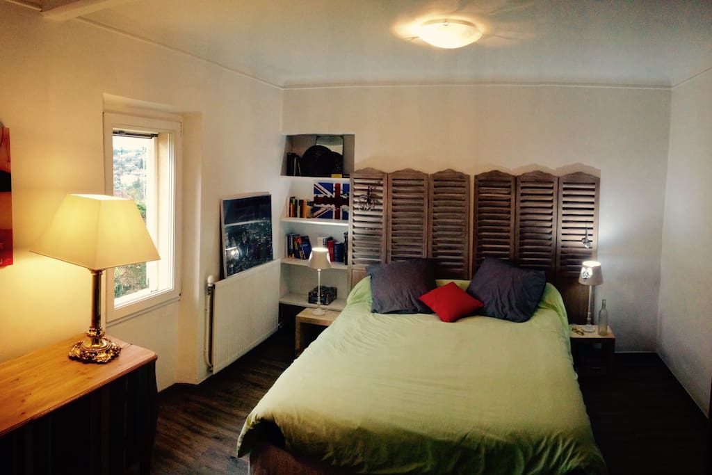 Double Room/Chambre double N°2