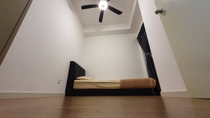 Спалня 2