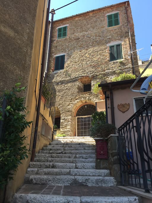 La scala di accesso dal basso