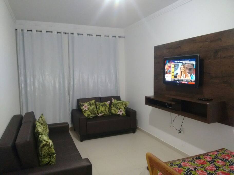 Sala do apartamento
TV LCD 32".