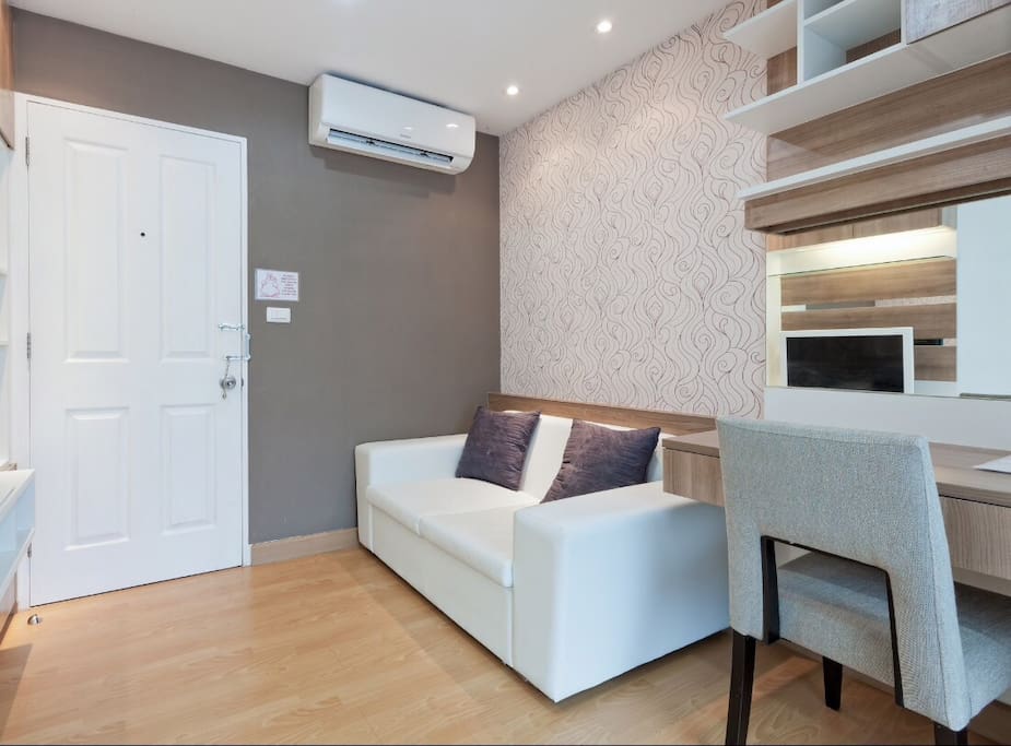 Entrance and living room
