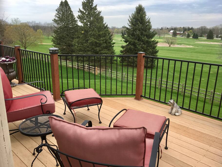 Upper deck overlooking Wanaki Golf Course