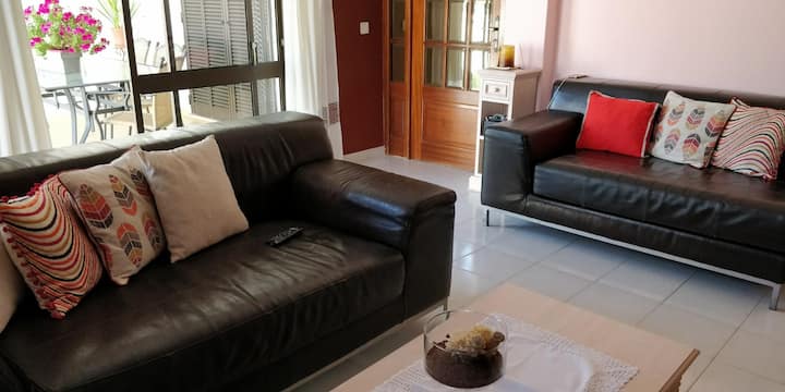 Casa Algarvia - Sunny Villa In Albufeira - Albufeira