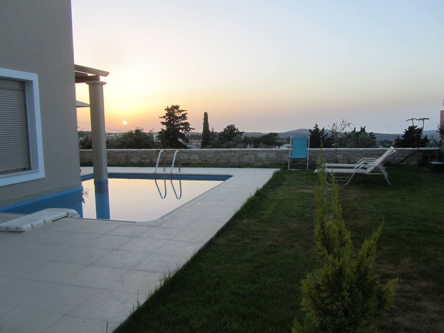 The relaxing pool area to enjoy the sunset!