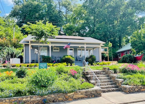 Lake Life House-Pet Friendly-Stunning Lake View!