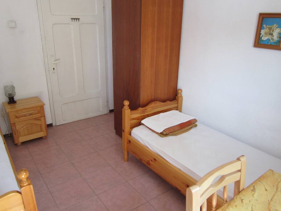 Room 3