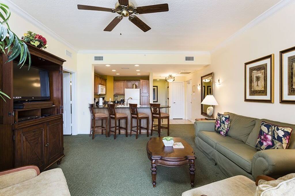 Open floor plan great for entertaining