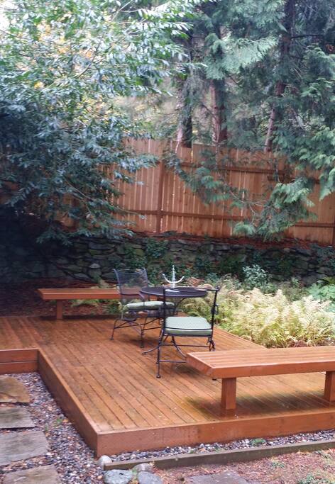 Private Deck