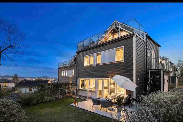 Beautiful house with a view!