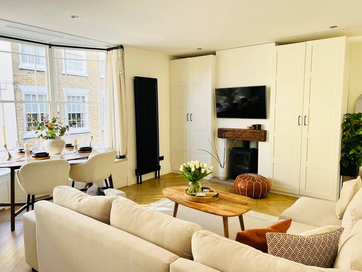 Westgate Retreat in the heart of Louth Condominiums for Rent in