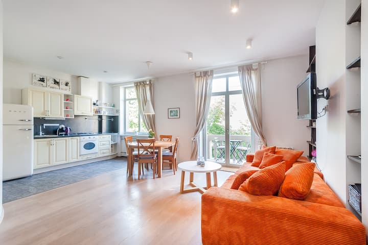 Provence Style Apartment With Romantic Balcony - Vilnius