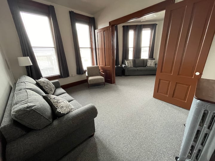 Trezor Hotylek, 3 room suite, King size bed Hotels for Rent in Wilber