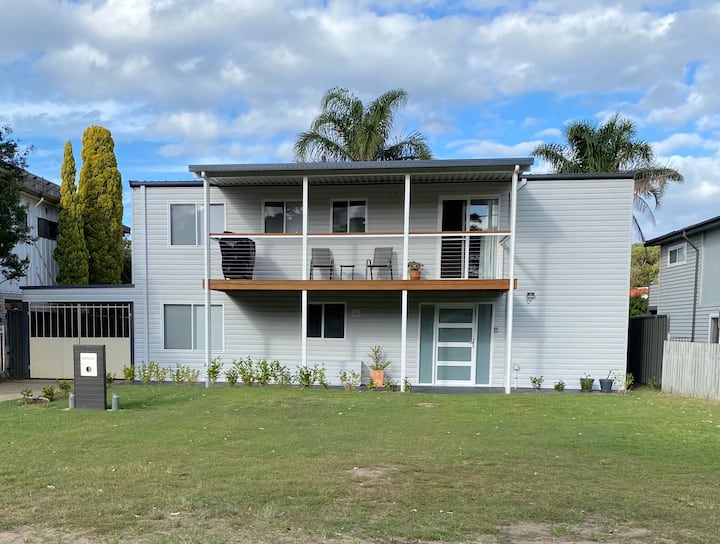 Shoalhaven Heads Holiday Rentals & Homes New South Wales, Australia