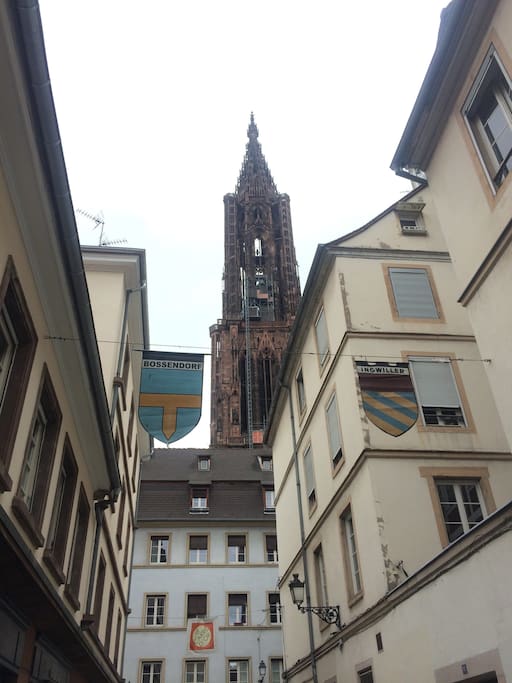 Au pied de la cathédrale, en plein coeur du centre historique de Strasbourg