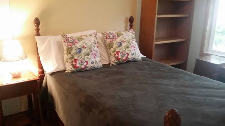 Home in Seattle · ★4.77 · 1 bedroom · 1 bed · 1.5 shared baths