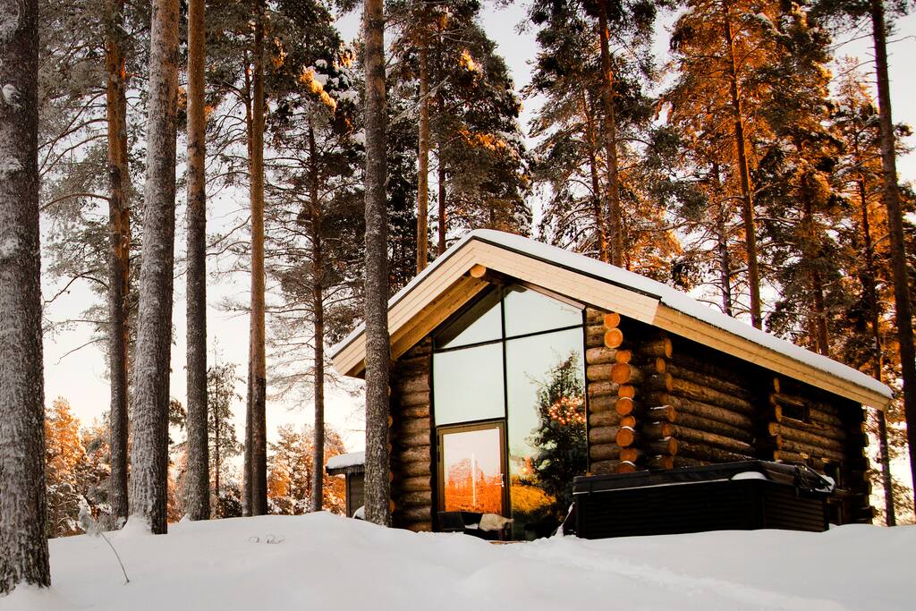 Log cabin