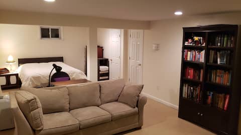 Entire Pleasant Private Studio APT