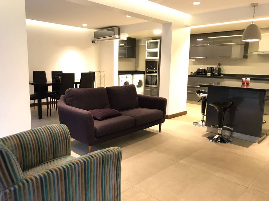 Vista zona Living - Comedor - Cocina