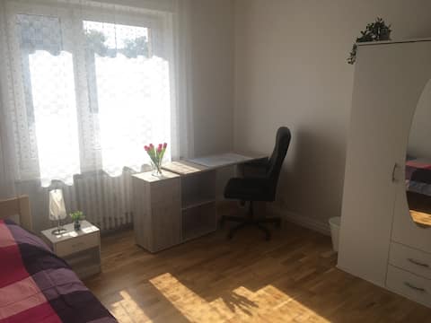 Apartment, near UN campus, 
max. 2 guests