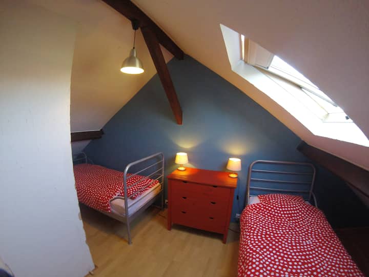 საძინებელი 2