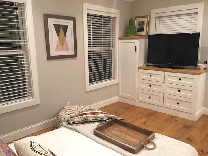 Studio Home W/ Gated Yard In Spring Branch - Acres Homes - Houston