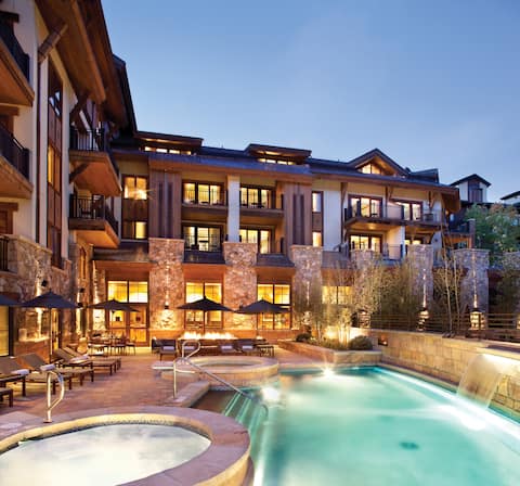 New Year's in Vail Village at luxury condo!