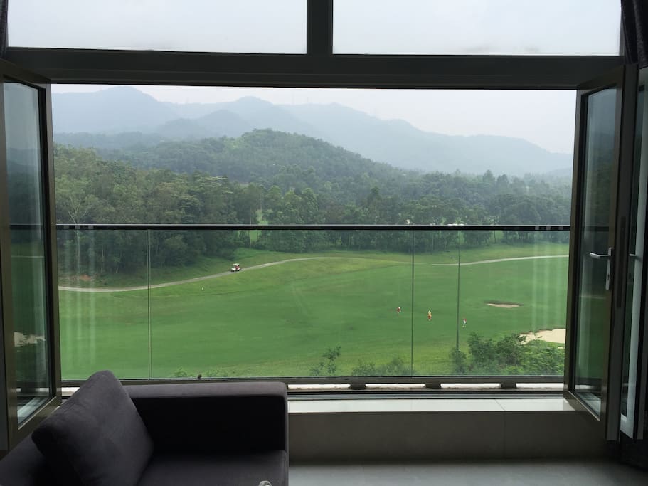 Open view onto golf course