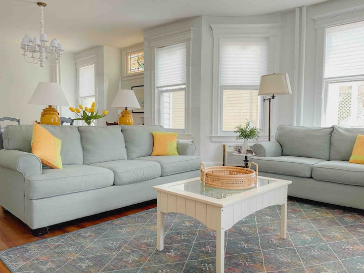 7 chambres 5 pâtés de maisons à la plage Animaux acceptés Maisons