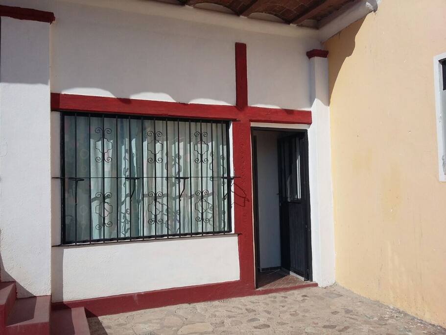 Acceso al departamento