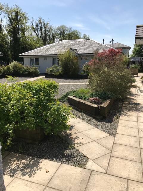 First/Last night in Ireland: Super Located 3 Bed