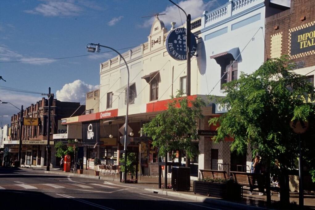 Walk to Dulwich Hill Shops