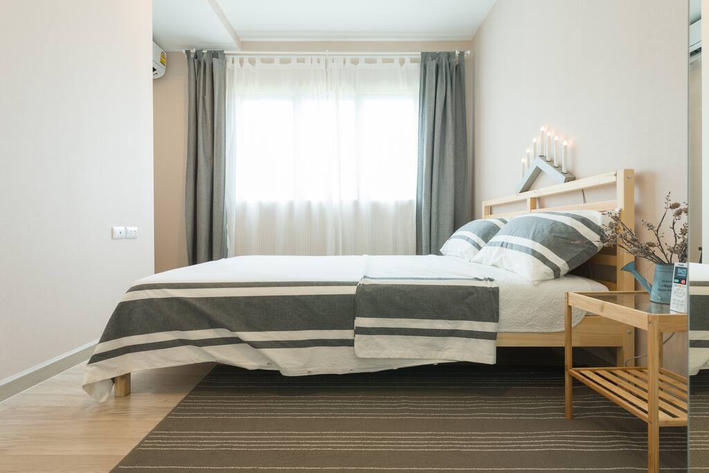 1 Double Bed in bedroom
