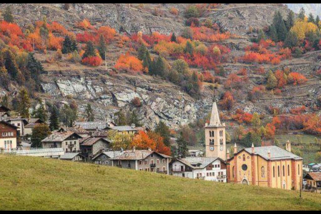 Torgnon con I colori dell'autunno